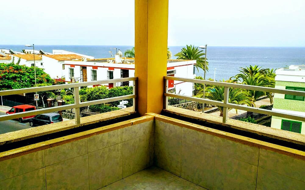 3 Bedroom Apartment in Playa Del Inglés with Sea Views