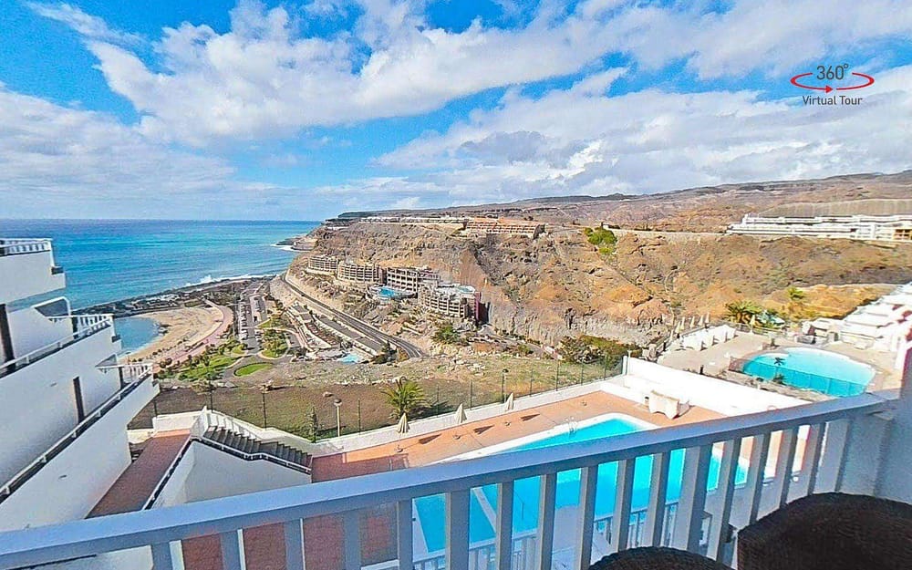1 Bedroom Apartment with Stunning views overlooking Amadores