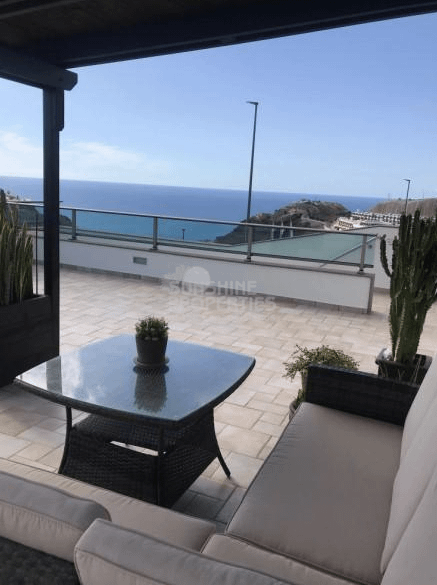 Fabulous 5 Bedroom House in upper Amadores with Amazing Views