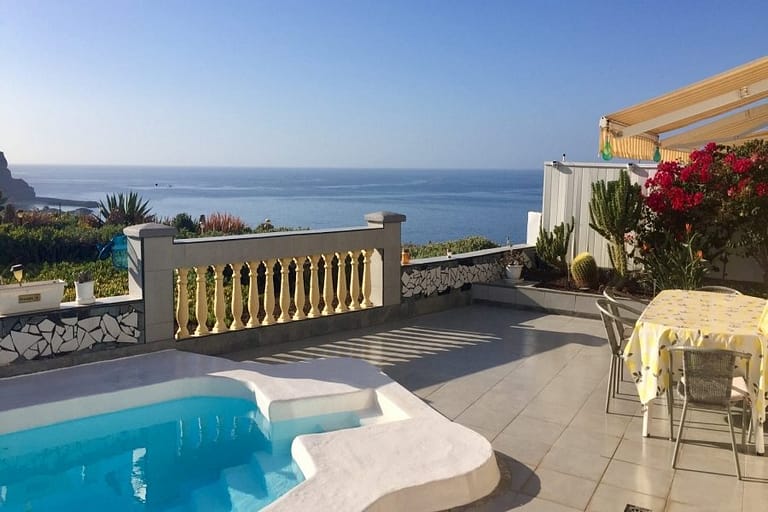 3 Bedroom Villa with Fabulous Sea Views and Private Pool